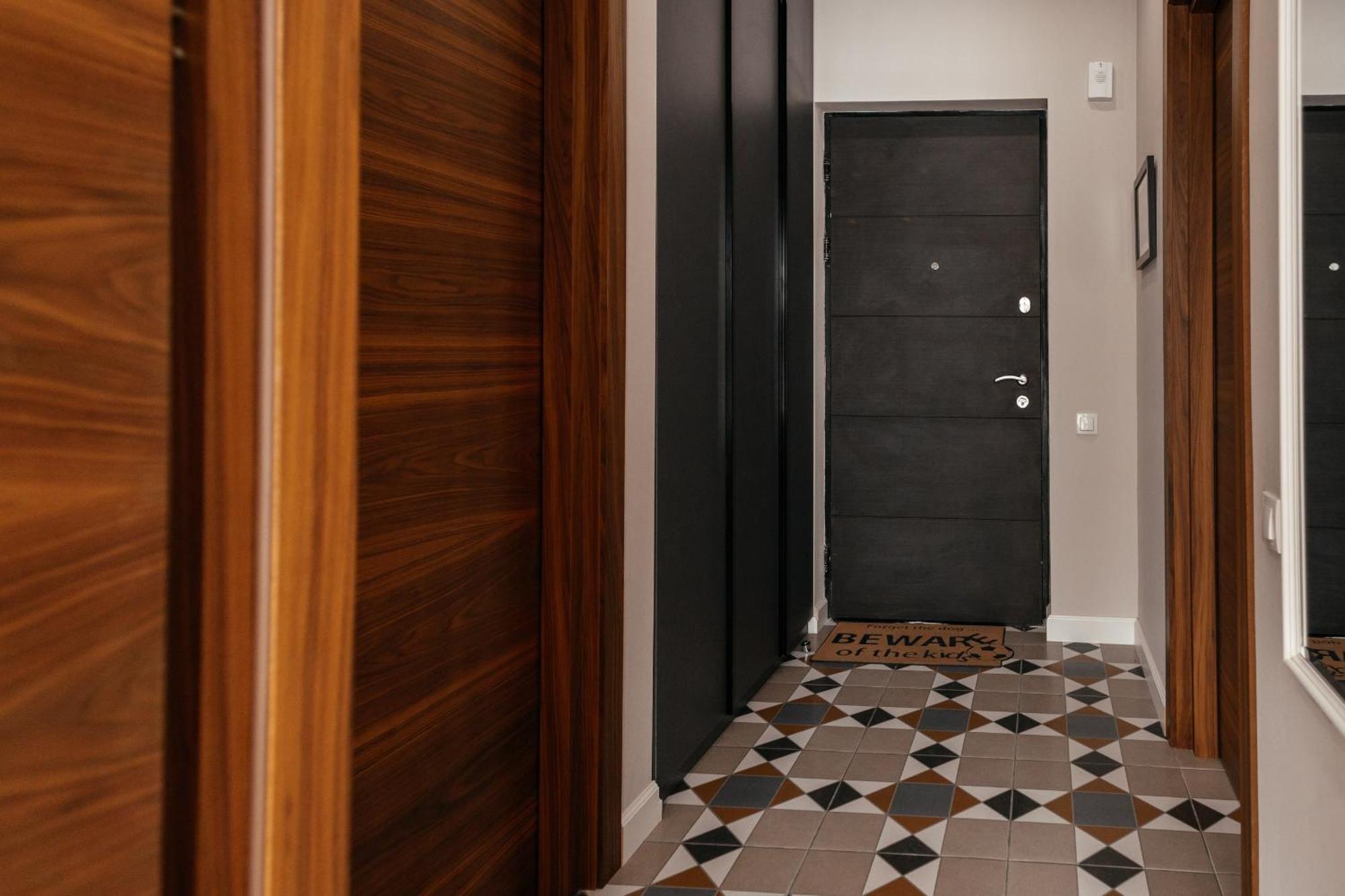 Isani Loft *